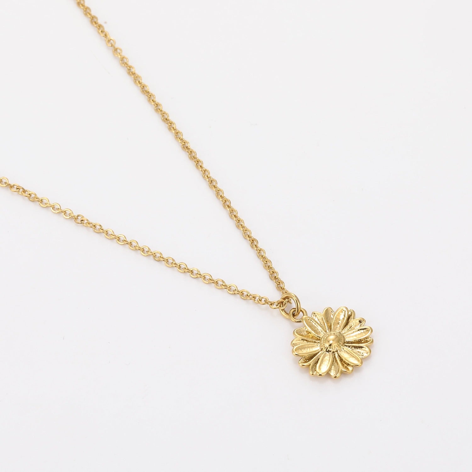 Flower Necklace | Necklaces by DORADO