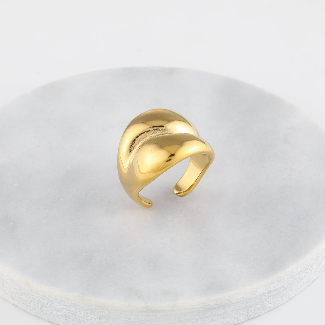 Crossover Dome Ring