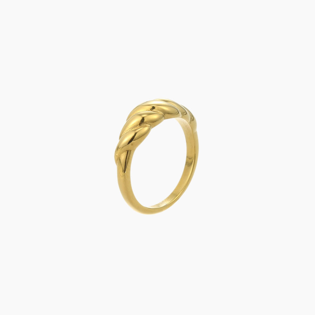 Twisted Ring | DORADO