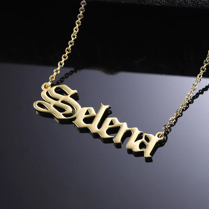 Old English Name Necklace | Dorado Fashion